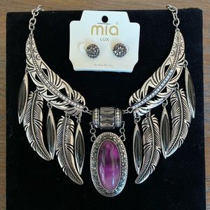 Statement Necklace with faux Purple Agate, Onyx, & rhinestones, NWT, 1 of 2